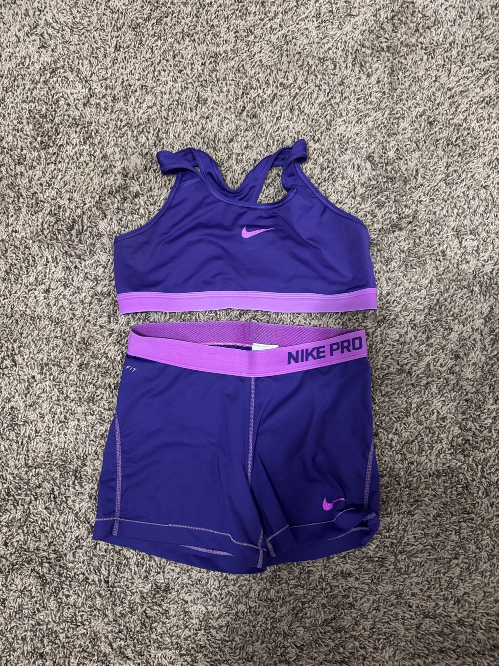 Nike Purple Women’s Two-Piece sports bra and Nike pros Active Set